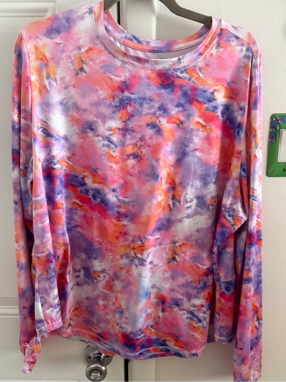 Women’s Long Sleeve with back zipper pocket, Tie-Dye Tee - Pink & Purple